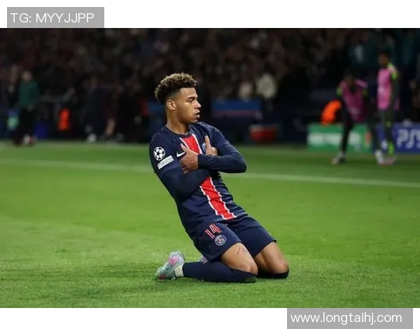 十人巴黎凭杜埃内双响4-1大胜十人勒沃库森强势晋级